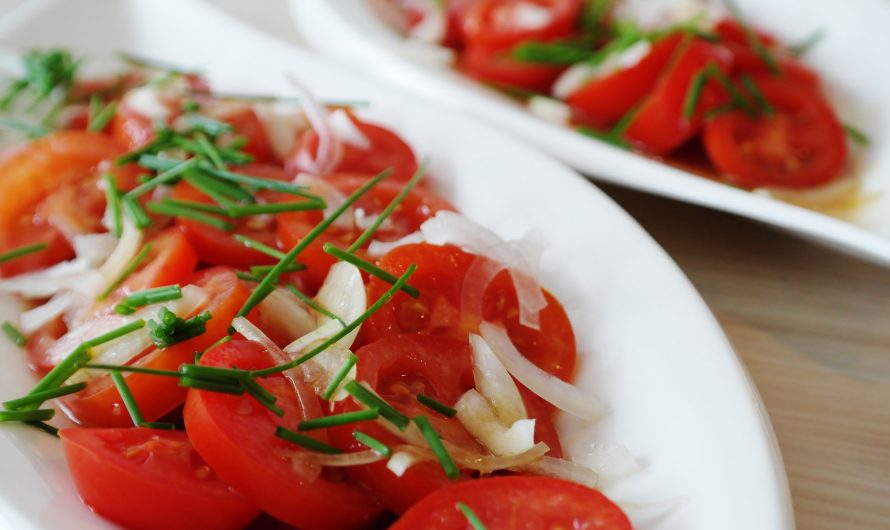 Tomaten-Salat mit Schafskäse